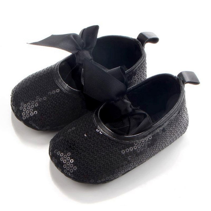 B076 Balerínky flirové černé s mašlí - 99,-